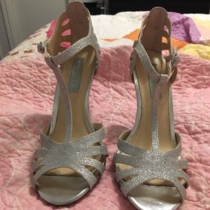 Betsey Johnson silver glitter heels